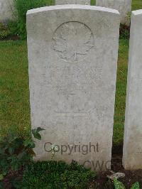 Etaples Military Cemetery - McDonald, Edward Jackson